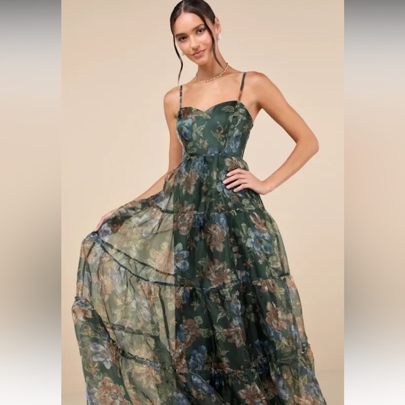 Lulus Exclusive Glamour Green Floral Organza Tiered Maxi Dress size L new - Picture 3 of 8